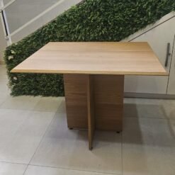 Mesa Perola 120 Imbuia Mel (Tampo Viena s/vidro) – CARVALHO DECOR - Imagem 2